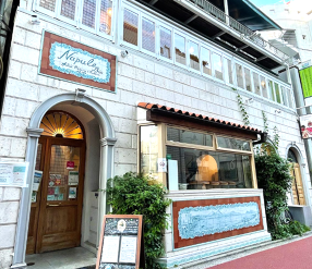 ナプレ 南青山本店の画像