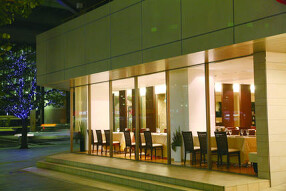 トラベルカフェ 栄店の画像