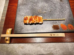 焼き鳥うま中の画像