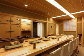 すし久遠の画像