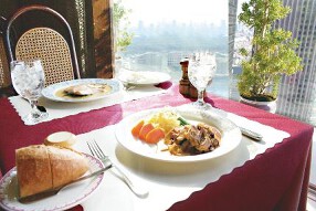 高層ビルレストラン（株式会社コナノコ）の画像