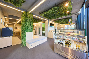 THE LOBBY 六番町の画像