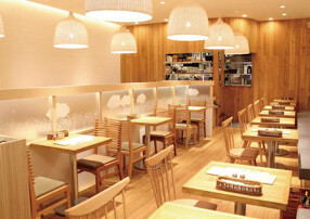 こななKITTE名古屋店の画像