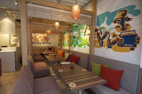 hole hole cafe＆diner 新宿東口店の画像