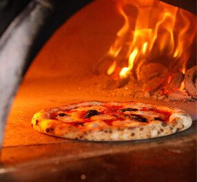 LAGUNA ROTONDA 朝霞店の画像