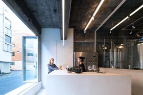 THIS BREWING brewery & tap roomの画像