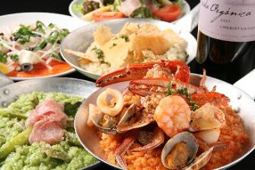 wine＆リゾットカフェ東京基地　三軒茶屋店の画像