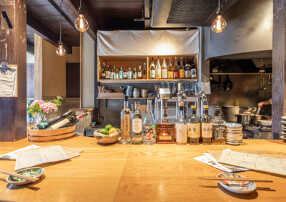 酒場トやさい イソスタンドの画像