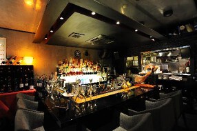 ワインと熟成肉　ハイダウェイズダイニングの画像