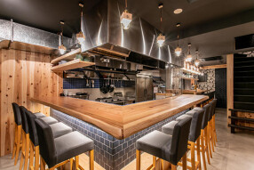 京都　炭火串焼つじや　京都駅八条口店の画像