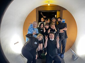 居炉鶏鳥の画像