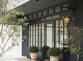    THE THREE BEARS   の画像