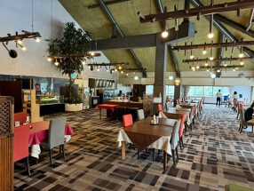 長瀞カントリー倶楽部 店内レストランの画像