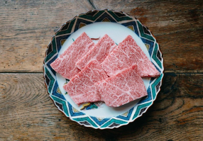 炭火焼肉　釜山　小牧原店の画像