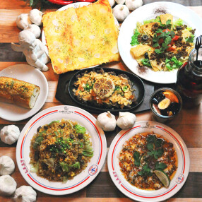 GARLIC JO’S  川崎アゼリア店の画像