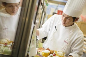 BAIKAL 学園前店の画像