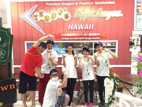 テディーズビガーバーガー 横浜みなとみらいワールドポーターズ店の画像