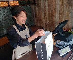 食パン専門店「考えた人すごいわ」清瀬店の画像