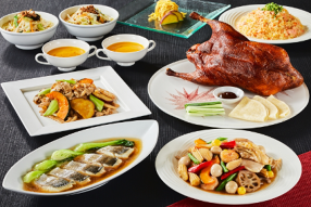 チャイニーズ・テーブルの画像