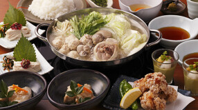 水炊き・もつ鍋・鳥料理 博多華味鳥 　小田急海老名駅ビナガーデンズ店の画像