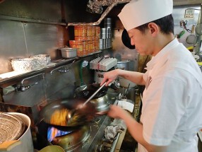 北海ラーメン 札幌駅前店の画像