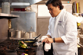 秀拓 飲食事業部の画像