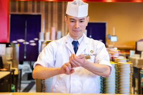 金沢まいもん寿司 センター南店の画像