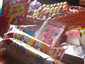 池袋駄菓子バーの画像