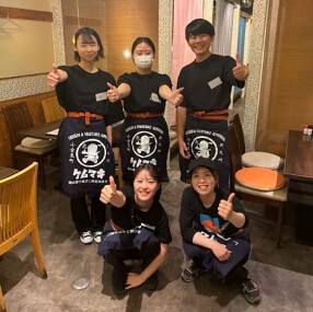 鶏の煙り焼きと野菜肉巻き 小倉ケムマキの画像