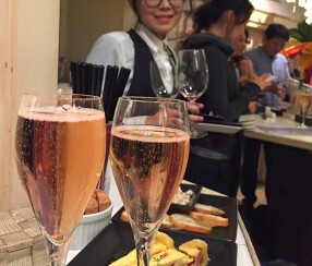 立呑みワイン＆ハイボール モンドールの画像