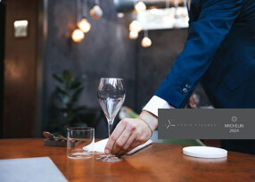 TROIS VISAGESの画像