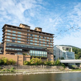 ラウンジ すみれの画像