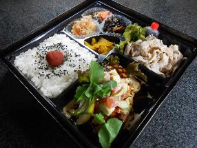 ワイントン宅配膳　あがさの木の画像