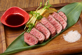 炭焼ステーキ・ハンバーグと元気野菜たち 森のロマン亭の画像