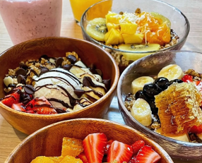 PLUSヨーグルト×アサイーの画像