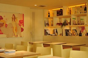 FRAMES SHIBUYAの画像