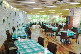 Cafe&bistro　L’herbeの画像