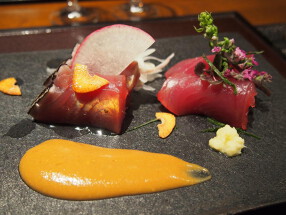 日本橋逢坂の画像