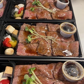 炭火焼肉弁当のニュージーランド社の画像