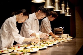 インフィニート 名古屋の画像