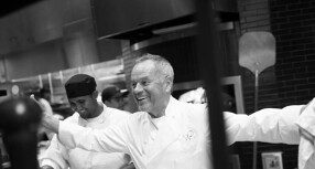 ウルフギャング・パック カフェ　愛知芸術文化センター店の画像