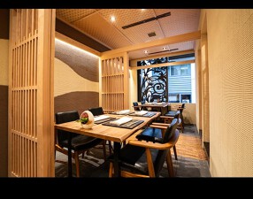 うさぎと亀の画像