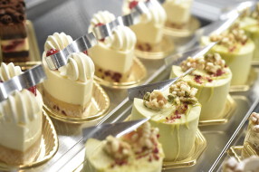 Atsushi Hatae 用賀店の画像