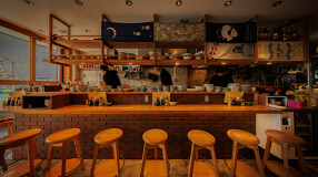 新宿一丁目たぬきの画像