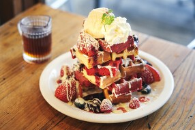 ワッフル カフェ オランジの画像