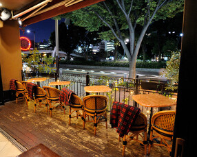 cafe&bar PERMSの画像