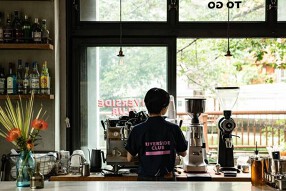 RIVERSIDE CLUBの画像