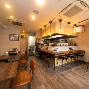 Noodle stand 朱拉の画像