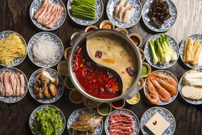 白碗竹筷樓　祇園の画像