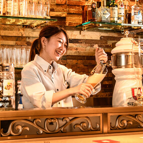 フランツクラブ新丸ビルの画像